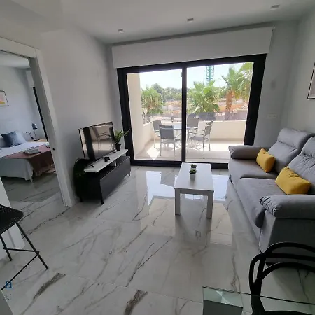 Apartment Perla Holidays - 3 De Alta Calidad